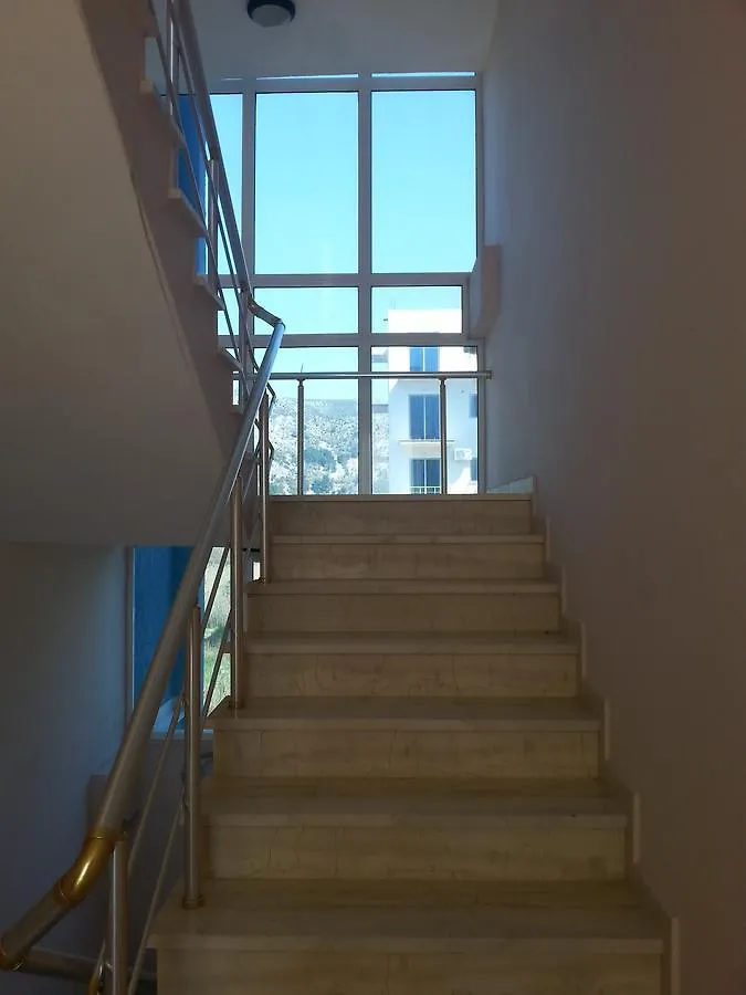 Roza Shengjin Apartment